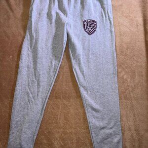 Badger Sport Sz Medium Gray Pulaski Maroon Warmup Sweatpant (S)‎